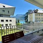 Cote Jardin Joli T2 Avec Garage A 100m Du * Annecy
