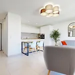Apartment Cote Jardin Joli T2 Avec Garage A 100m Du Annecy